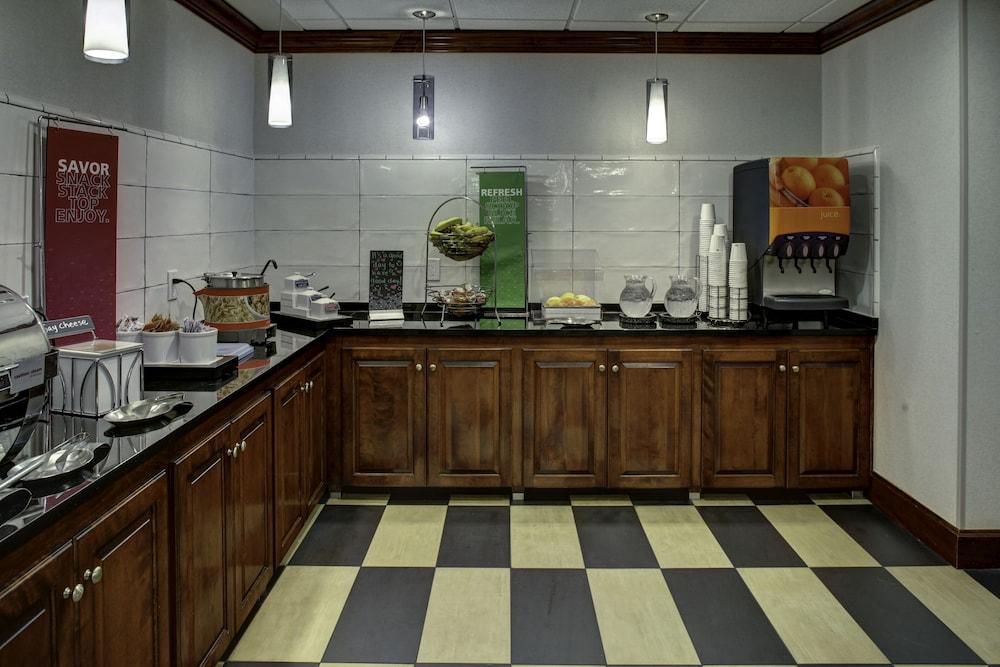 Hampton Inn & Suites At Lake Mary Colonial Townpark Екстер'єр фото