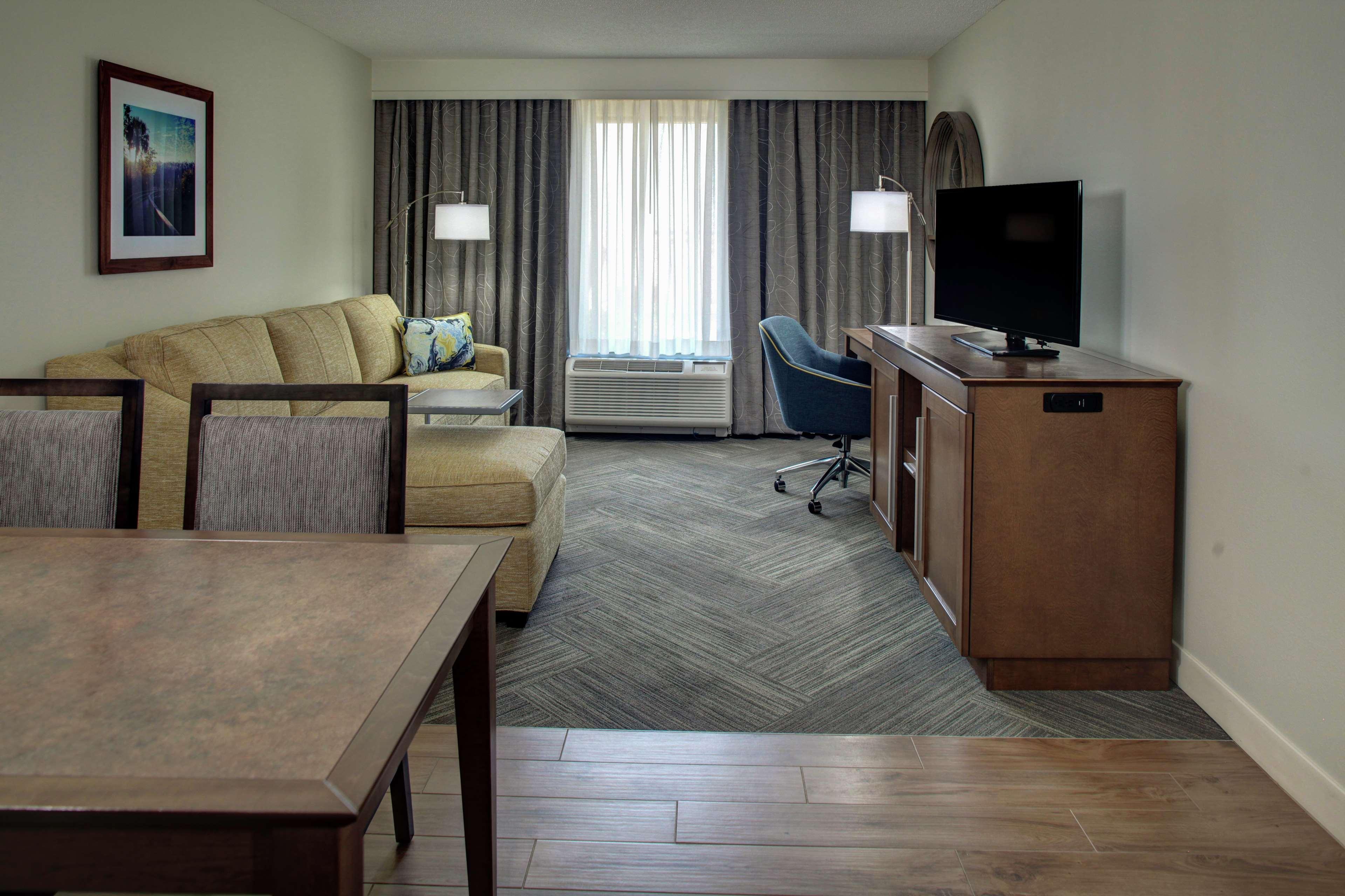 Hampton Inn & Suites At Lake Mary Colonial Townpark Екстер'єр фото