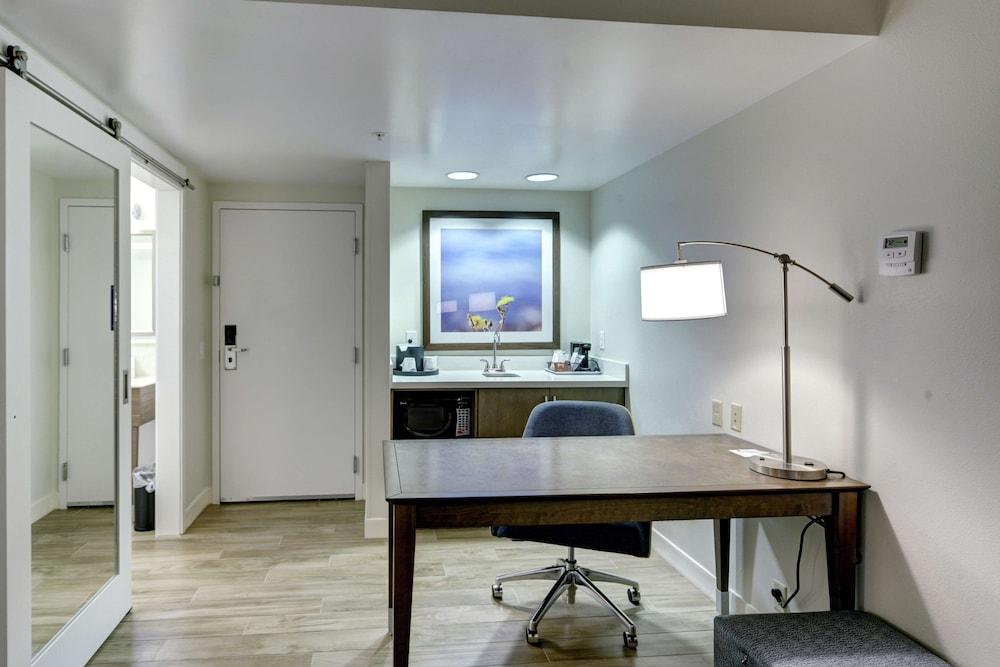 Hampton Inn & Suites At Lake Mary Colonial Townpark Екстер'єр фото